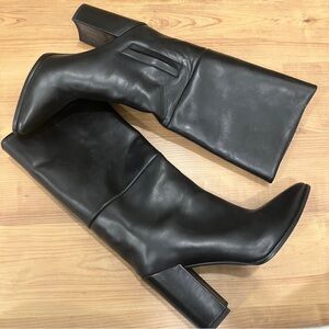 Stuart Weitzman block heel boots size 8 black leather